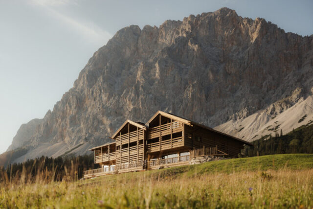 AlexMoling Eriro Exterior 1 800x534